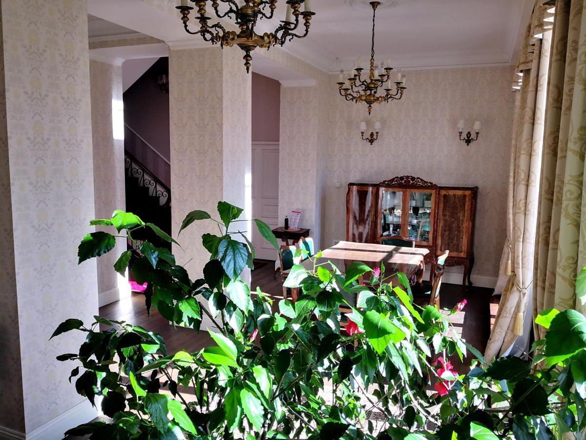 Dwor Sierakow Otel Dış mekan fotoğraf